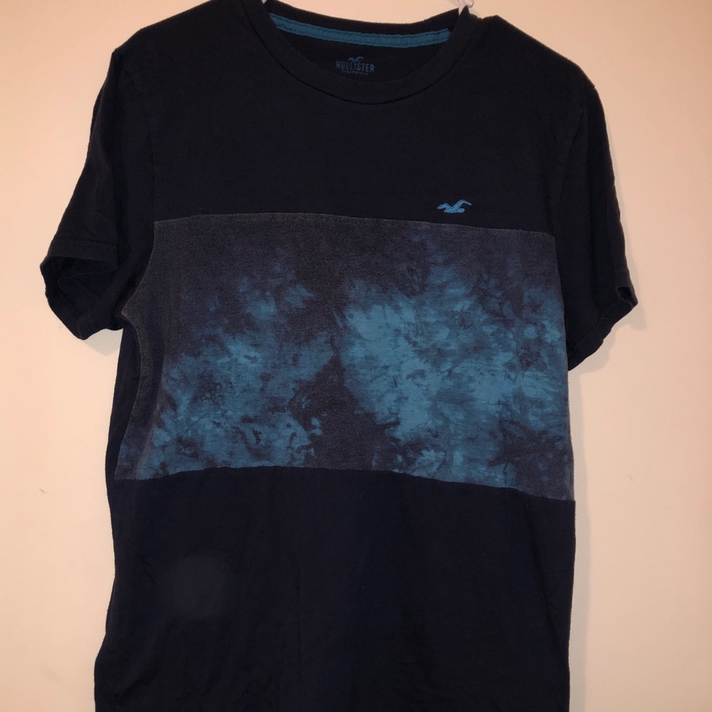 Graphic tee